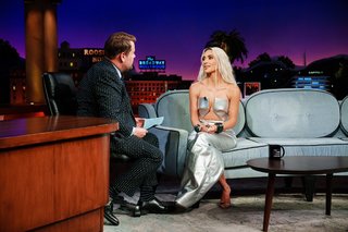 Kim Kardashian feet photo thumbnail