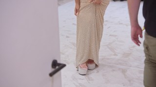 Kim Kardashian feet photo thumbnail