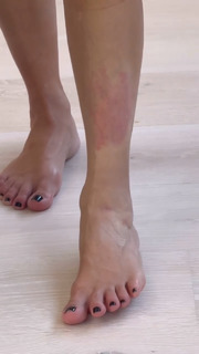 Kim Kardashian feet photo thumbnail
