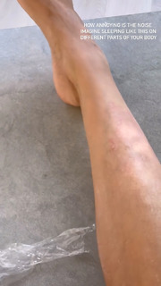 Kim Kardashian feet photo thumbnail
