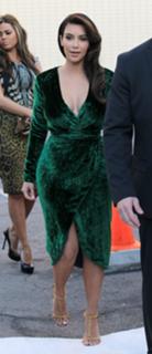 Kim Kardashian feet photo thumbnail