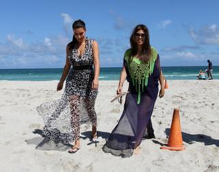 Kim Kardashian feet photo thumbnail