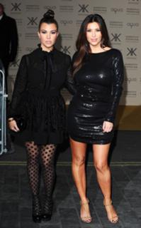 Kim Kardashian feet photo thumbnail