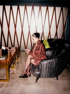 Kim Kardashian feet photo thumbnail