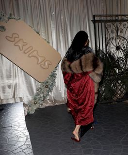 Kim Kardashian feet photo 12