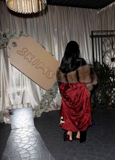 Kim Kardashian feet photo 11