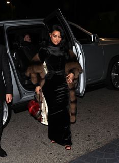 Kim Kardashian feet photo 9