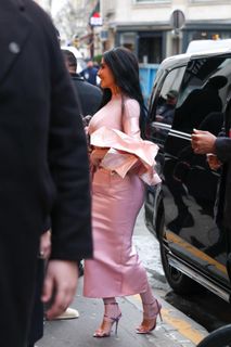 Kim Kardashian feet photo 18