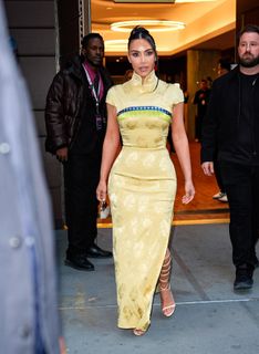 Kim Kardashian feet photo 6