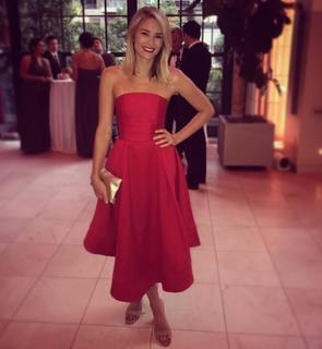 Kim Matula feet photo thumbnail