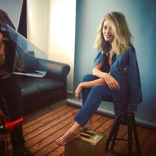 Kim Matula feet photo thumbnail