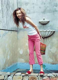 Kim Min-hee feet photo 15
