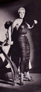 Kim Novak feet photo thumbnail