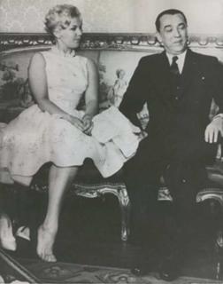 Kim Novak feet photo thumbnail