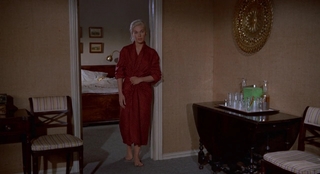 Kim Novak feet photo thumbnail