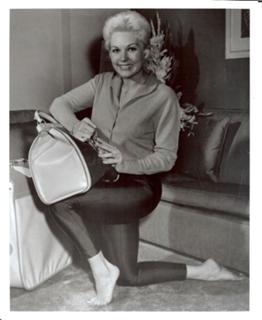Kim Novak feet photo thumbnail