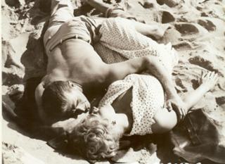 Kim Novak feet photo thumbnail