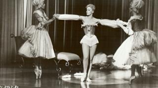 Kim Novak feet photo thumbnail