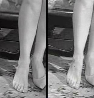Kim Novak feet photo thumbnail