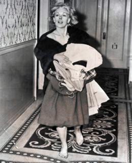 Kim Novak feet photo thumbnail