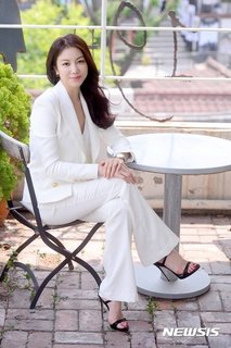 Kim Ok-bin feet photo 7