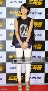 Kim Ok-bin feet photo 17