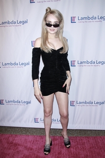 Kim Petras feet photo 2