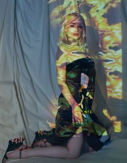 Kim Petras feet photo 7