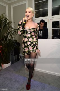 Kim Petras feet photo 20