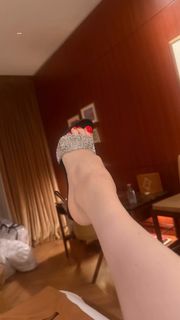 Kim Petras feet photo 4