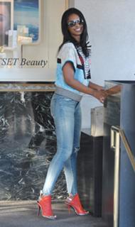 Kim Porter feet photo 17