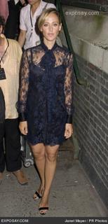 Kim Raver feet photo thumbnail