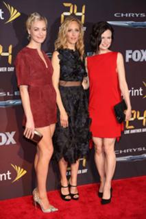 Kim Raver feet photo thumbnail