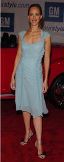 Kim Raver feet photo thumbnail