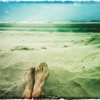 Kim Rhodes feet photo 1