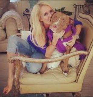 Kim Richards feet photo 8