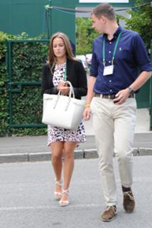 Kim Sears feet photo 7