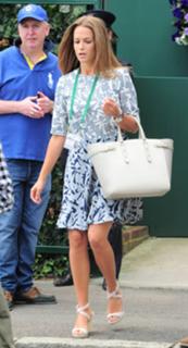 Kim Sears feet photo 1