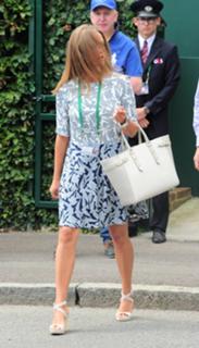 Kim Sears feet photo 16