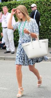 Kim Sears feet photo 15