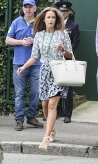 Kim Sears feet photo 13