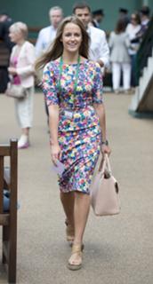 Kim Sears feet photo 8