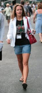 Kim Sears feet photo 10