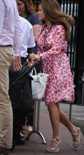 Kim Sears feet photo 6