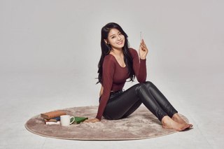 Kim Seol-hyun feet photo 16