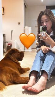 Kim Seol-hyun feet photo 12