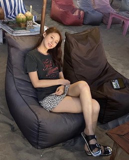 Kim Seol-hyun feet photo 3