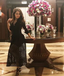 Kim Sharma feet photo 9
