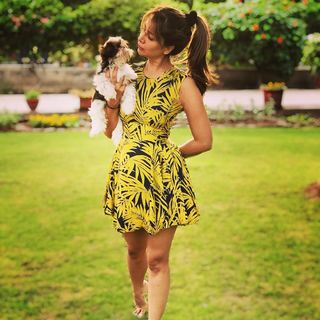 Kim Sharma feet photo 10