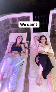 Kim Sharma feet photo 9